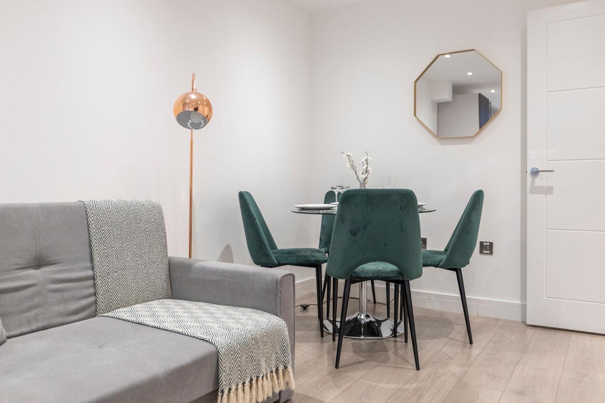 Spacious Luxury Apartment King Bed - Central Location 런던 외부 사진