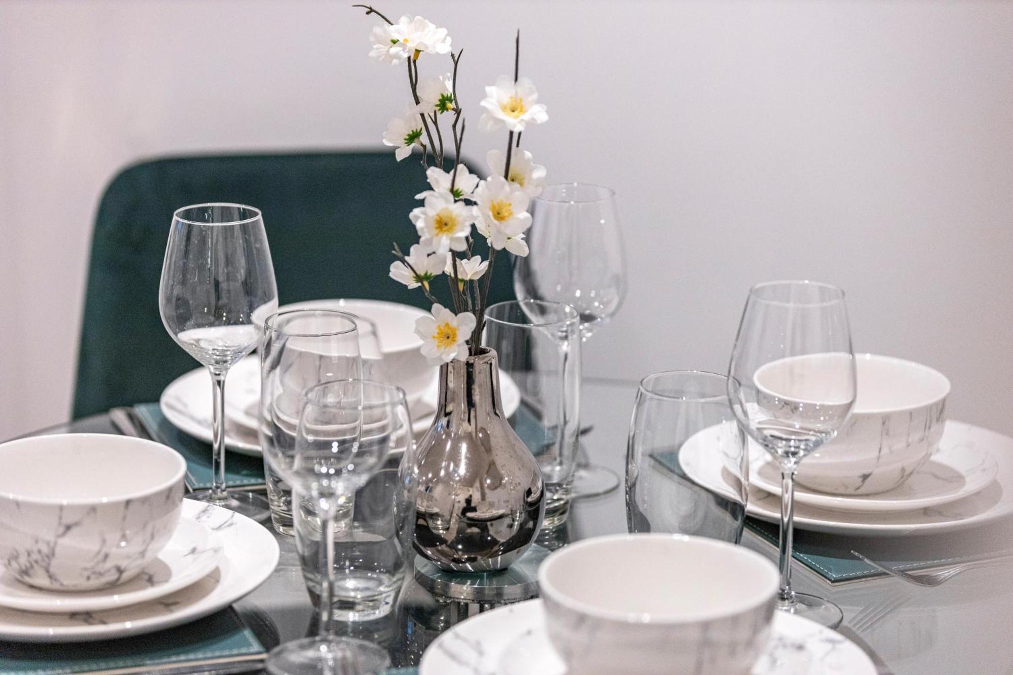 Spacious Luxury Apartment King Bed - Central Location 런던 외부 사진